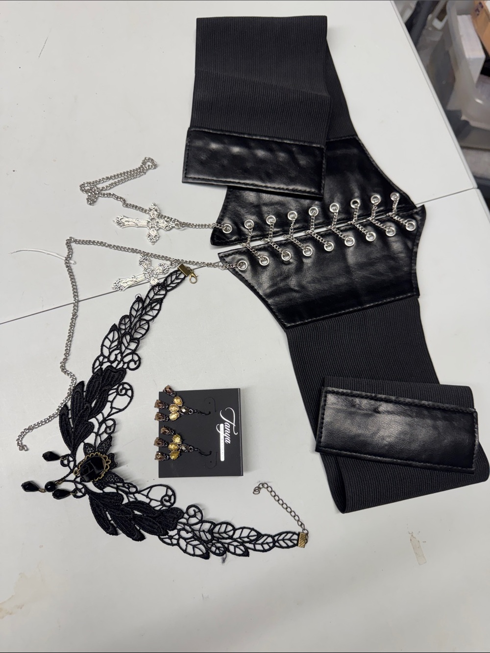 three-piece Halloween costume, accessory belt, necklace, and earrings